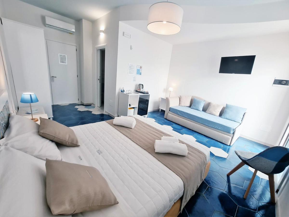 Kalinifta Rooms Apartment Torre Lapillo Luaran gambar
