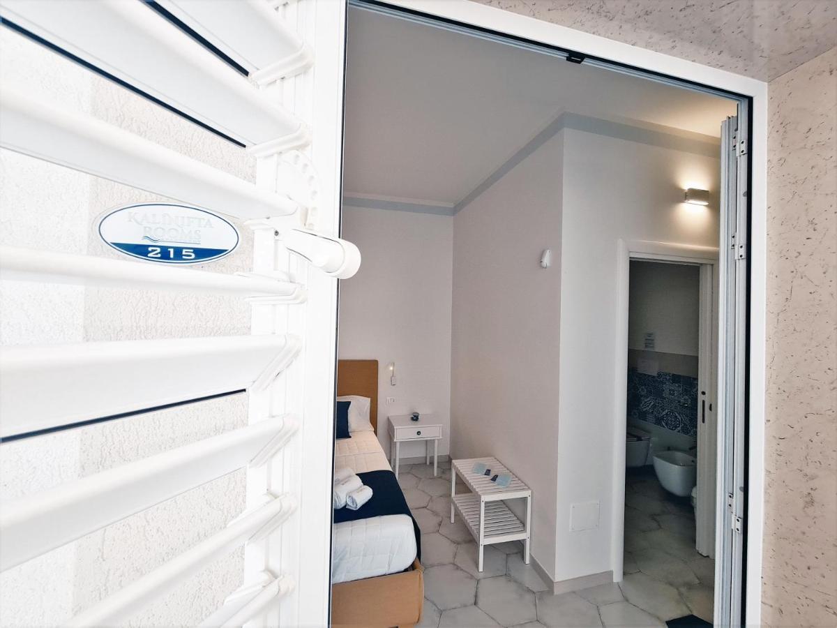 Kalinifta Rooms Apartment Torre Lapillo Luaran gambar
