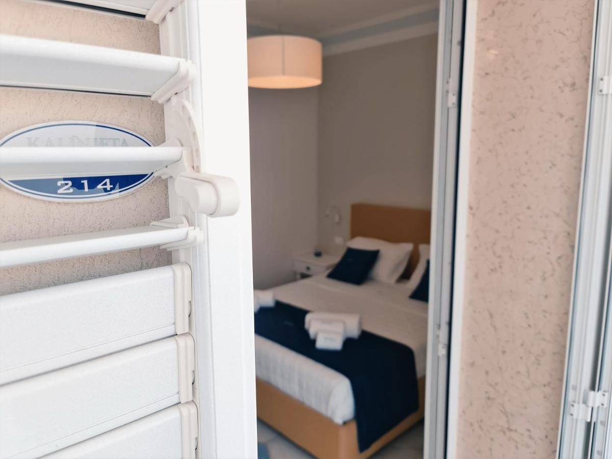 Kalinifta Rooms Apartment Torre Lapillo Luaran gambar